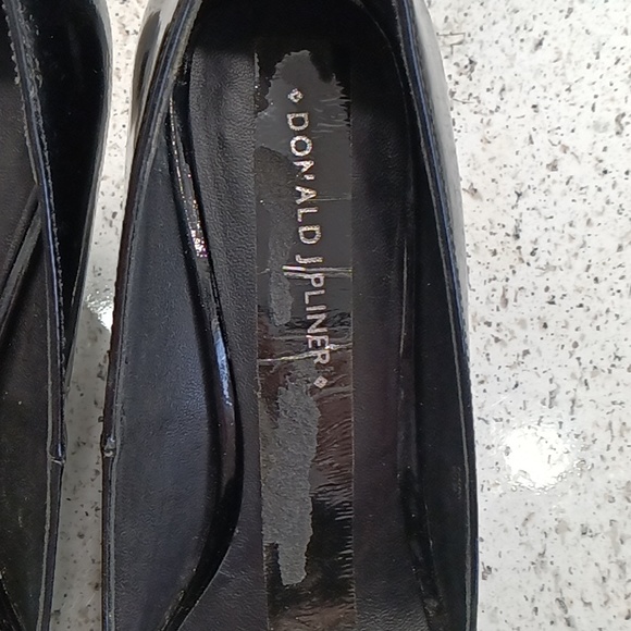 Donald J Pliner Black Peep Toe Wedge size 6.5 - Picture 9 of 10